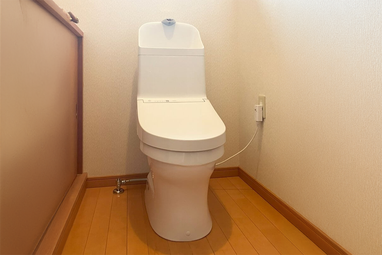 水漏れを解消し1日で交換したTOTO ZJ-2のトイレ